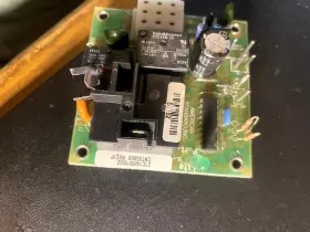 21c140501g52 American Standard Cnt05008 Hvac Pc Board 0806yr5 Taken From An Unit