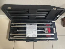 Bon 743153242025 24-202 Carpet Stretcher Kit 14.5ft With Carrying Case Nice Shape