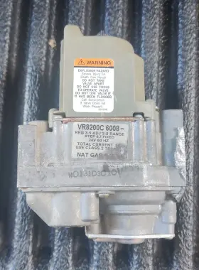 Vr8200c6008 Fits Honeywell Vr8200c1124 Nat. Gas Valve 24v 60hz