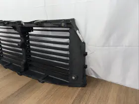 Fl34-8475 Ford 2015-2017 F-150 F150 Front Radiator Air Shutter Grille Grill Oem #3