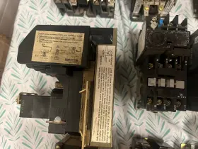 42df35a Furnas Siemens Large Lot Of Electrical Breakers Contacts More 42df Square D 8910 #3
