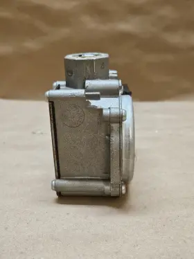 36g22 Gemini White Rodgers 202 Furnace Gas Valve #3