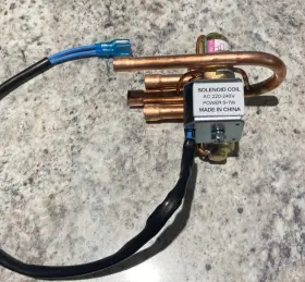 201724 Goodman 201600600119 4-ways Valve With Coil 220-240/50-60