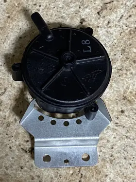 9371vo-hs-0096 Goodman Janitrol 0130f00000p Oem Pressure Switch Mpl -1.20 Wc #3