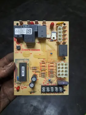 50a65-289 Goodman Pcbbf118s Amana Ignition Control Circuit Board / 150-0842
