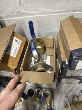 96806136 Grundfos Uni-flange Isolator Valve Set Standard Size #2