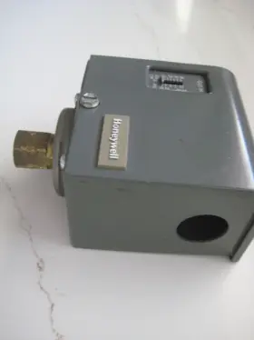 404a-1033 Honeywell Pressuretrol For Steam Boilers #2