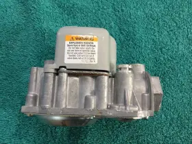 Vr8215s1214 Honeywell Goodman Amana Gas Valve 0151m00013 #3