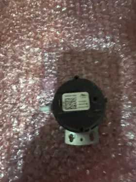 Is20100-5852 Honeywell Is20100-5853 Lennox 101231-02 Furnace Air Pressure Switch #2
