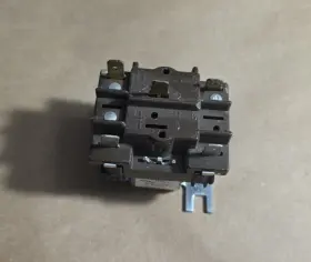 R8222l-1008 Honeywell Condenser Relay