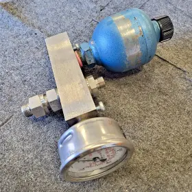 676790 Hydac High Pressure Accumulator W/ Everything Shown