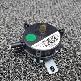 101432-14 Lennox 57w79 Pressure Switch -0.70 Wc
