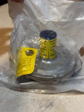 325-3l Maxitrol 1/2 Inch Pressure Regulator 2 Psig Class I Po 7 -11 M3