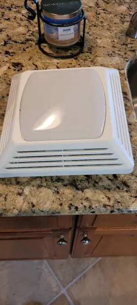 Nutone 026715219568 Basic Grille Light Lens For Bathroom Exhaust Fan 12 X 11 Inches