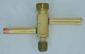 61-21368-05 Rheem 61-21368-25 # And Service Valve 3/8 Sweat