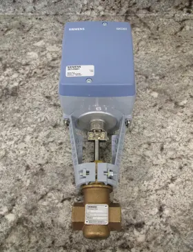 Siemens 267-03061 New / 599-03061 Skd60u 1-1/2 Inch 2w Actuator Globe Valve Assy