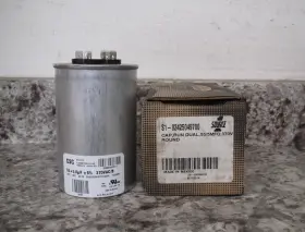S1-02425049700 Source 1 / York New 024-25049-700 55/5mfd 370v Round Capacitor