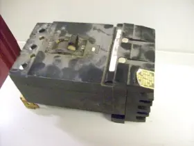 Lk-966 Square D Cb10 Used 175 Amp Breaker Type Q2
