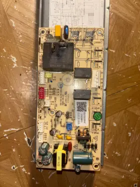 810900884c-ic6 Tcl E322995 Air Conditioning Board E322995- 3bfd