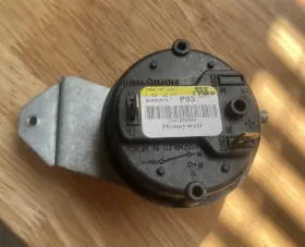 C341825p03 Trane 6902 Oem Furnace Air Pressure Switch Replaces Swt1632 Swt01632