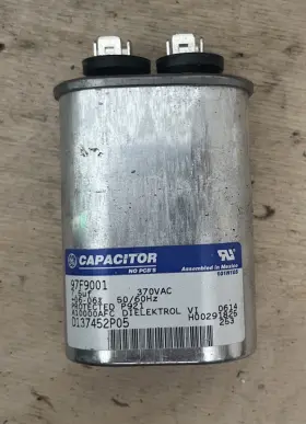 D137452p05 Trane Capacitor 7.5uf 370v 97f9001 Used
