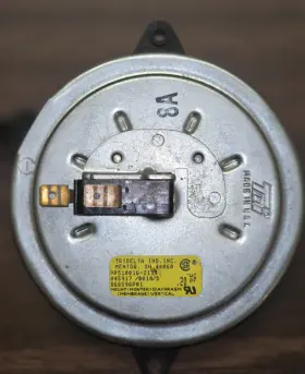 Pps10016-2179 Tridelta Pressure Switch Inch Used