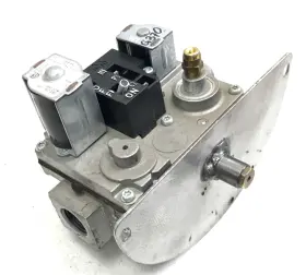 36e29 White-rodgers 21166 101 Hvac Furnace Gas Valve Inlet 1/2 Inch Used #g370