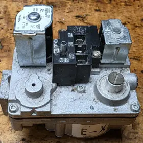 C341004p01 White-rodgers 36e22-209 Oem Furnace Gas Valve Free Shipping