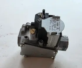 36g24-206 White-rodgers Gemini Furnace Gas Valve 017629