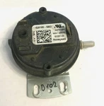 Honeywell IS20100-5853 Furnace Air Pressure Switch 101231-01 Used #O102. Fixed Price $25.00.