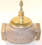Honeywell V5011F1105 2-1/2 Inch Npt Bronze Globe Valve. Fixed Price $1249.29.