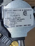 Oem Carrier Furnace Gas Control Valve 36J52-580 36J52-510 PEF32CW213 PEF32CW151. Fixed Price $135.89.