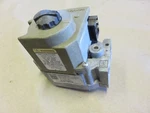 Honeywell VR8205S2262 Gas Valve Lennox Part# 60M1601. Fixed Price $40.50.