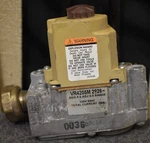 Honeywell VR4205M2926 Combination Gas Valve. Fixed Price $225.00.