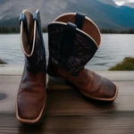Ariat 10001863 Quick Draw Square Toe Western Cowboy Boot Boys Size 5. Fixed Price $29.99.