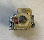 Honeywell VR8200H 2002 Furnace Gas Valve Carrier EF32CB207 Works Tested Good. Fixed Price $114.75.