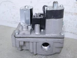White Rodgers 36E55 218 Hvac Furnace Gas Valve EF33CW200. Fixed Price $40.38.