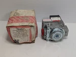Robertshaw Oem 24 Volt Furnace Gas Valve 7200IPER 7E3-D5B-029 720-079 Nob Nos. Fixed Price $170.00.