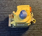 Honeywell VR8304M 3103 Hvac Furnace Gas Plot Valve Control New. Fixed Price $66.00.